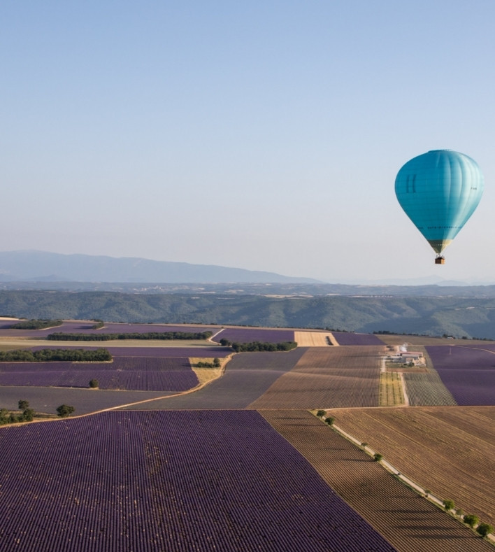 hot air balloon flight puimoisson lavender