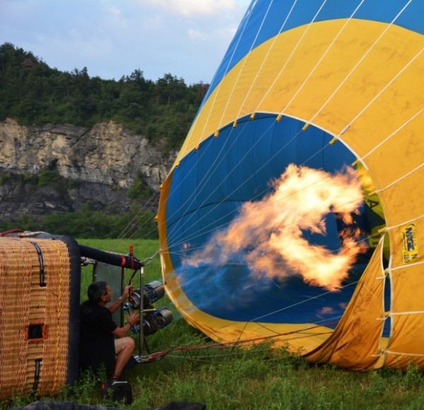 vol duo montgolfière gonflage ballon