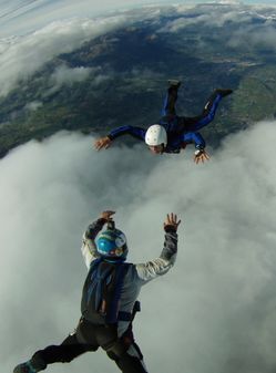 Solo skydiving above the tallard clouds