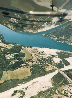 panoramic view glider lake of serre poncon