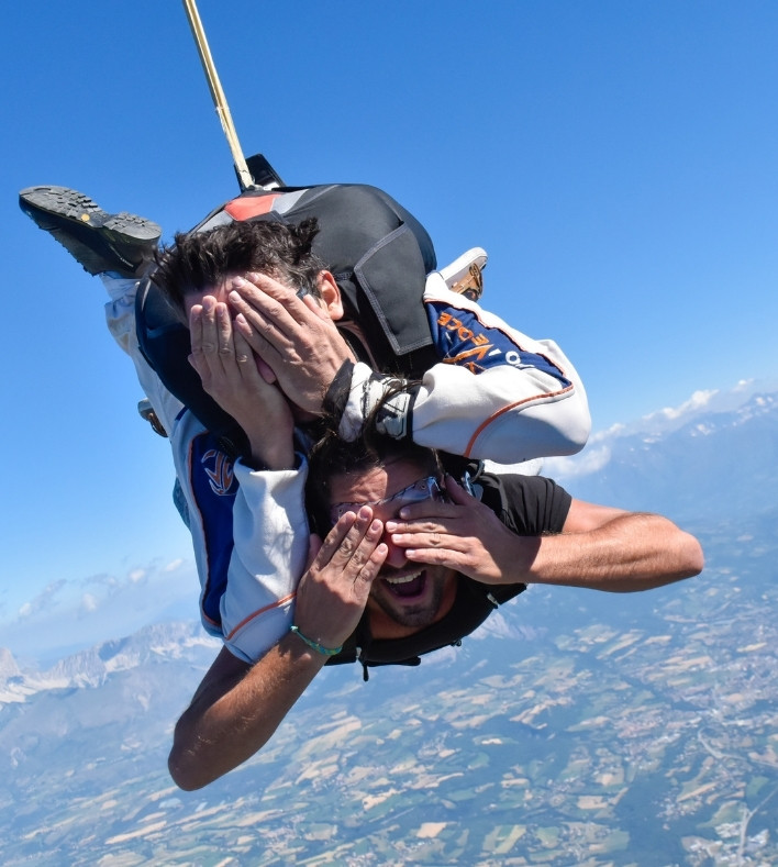 adrenaline skydiving