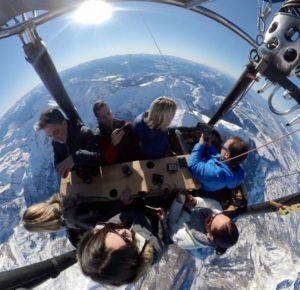 vol haute altitude en montgolfière dans les Alpes